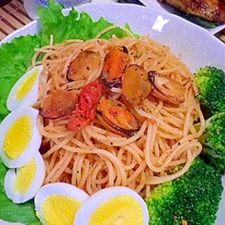 テキトー明太子パスタ　けどムール貝でなんかお店風！